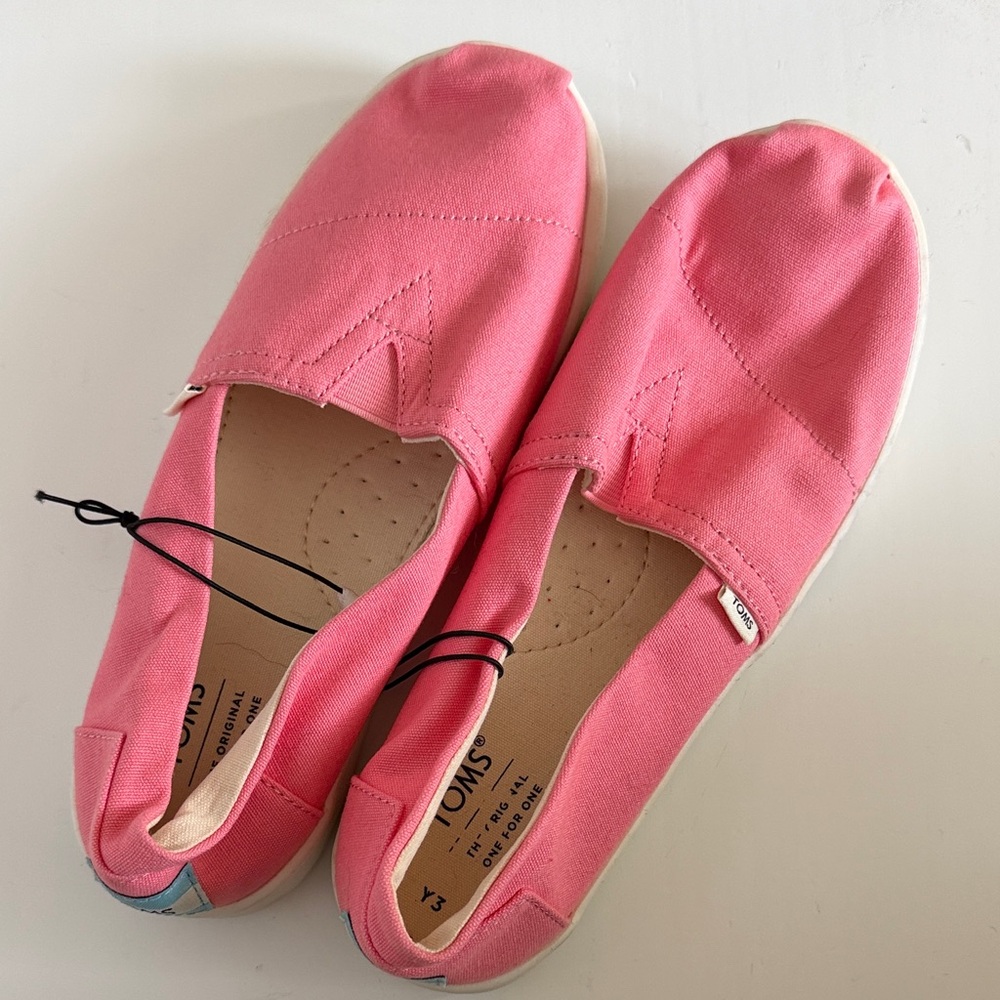 TOMS Pink Classic Canvas Flats
